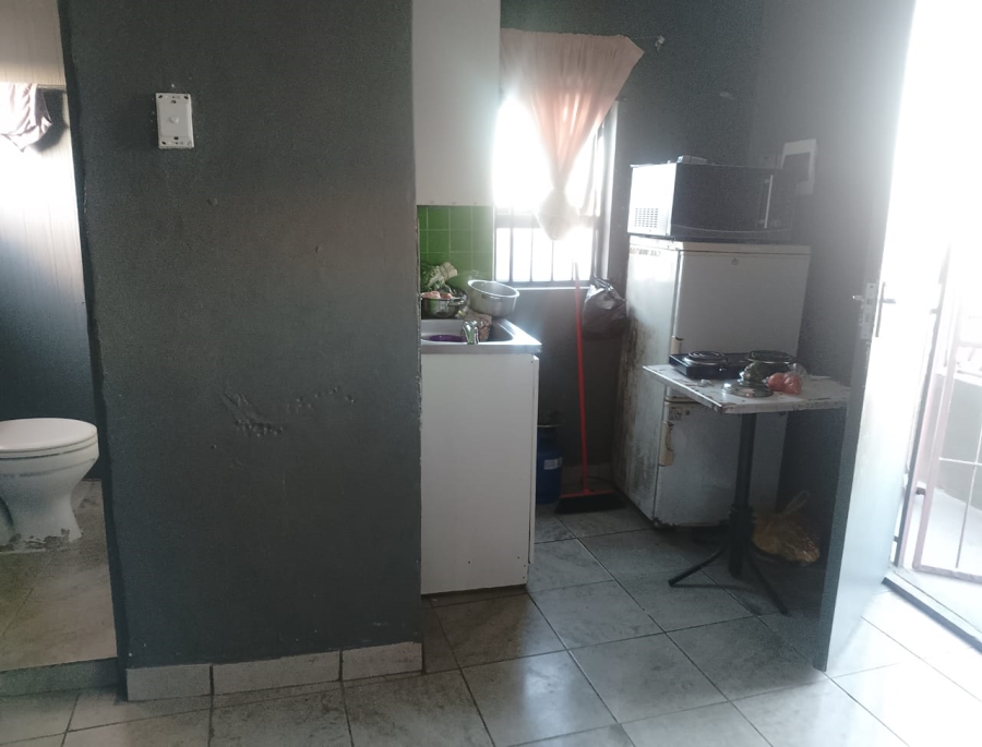 2 Bedroom Property for Sale in Delft Western Cape